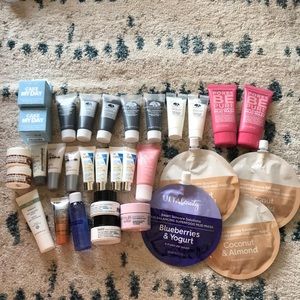 HUGE high end 31-Piece skincare set!